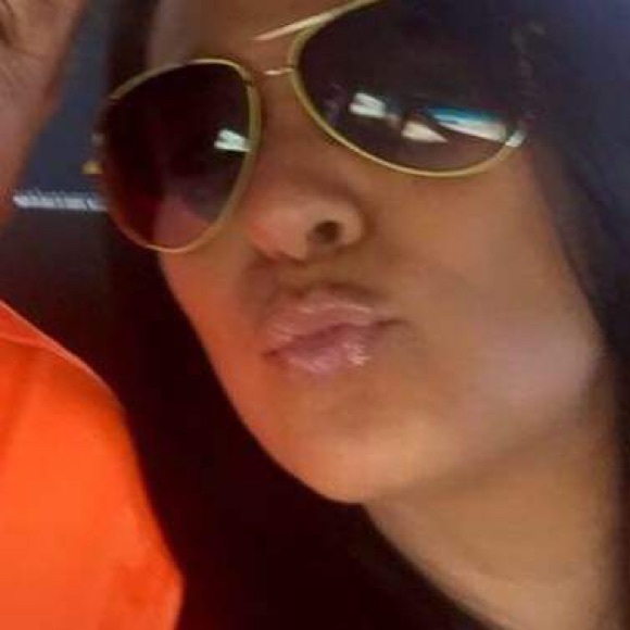 Meet your Posher, Virna - Picture 1 of 1